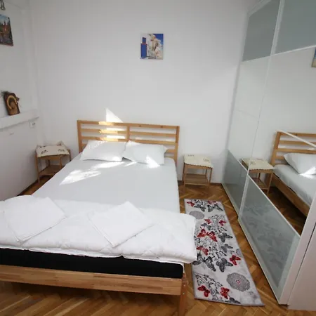 Metropolis Business Apartment *